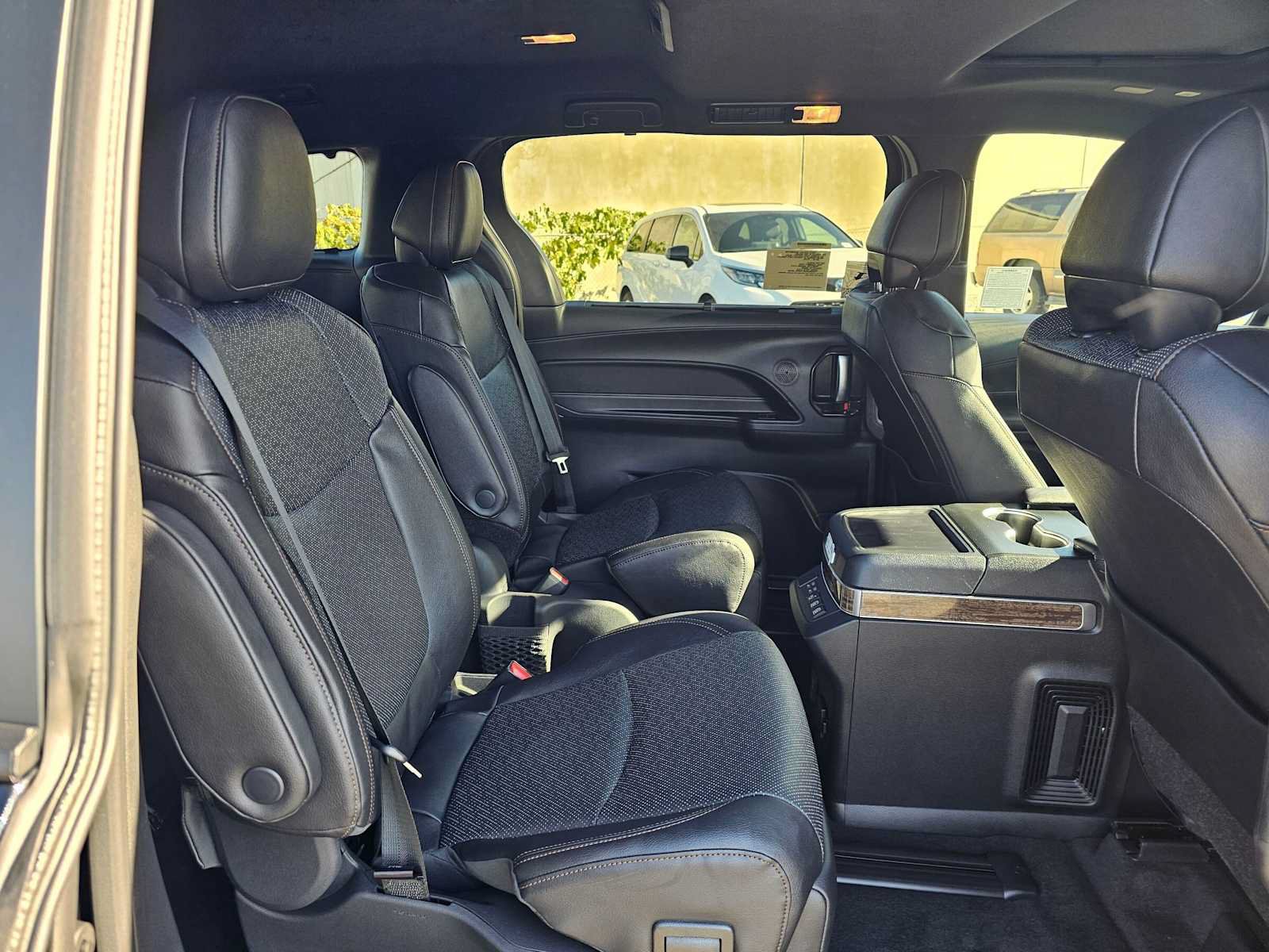 New 2026 Toyota Sienna Platinum AWD/4WD image 12