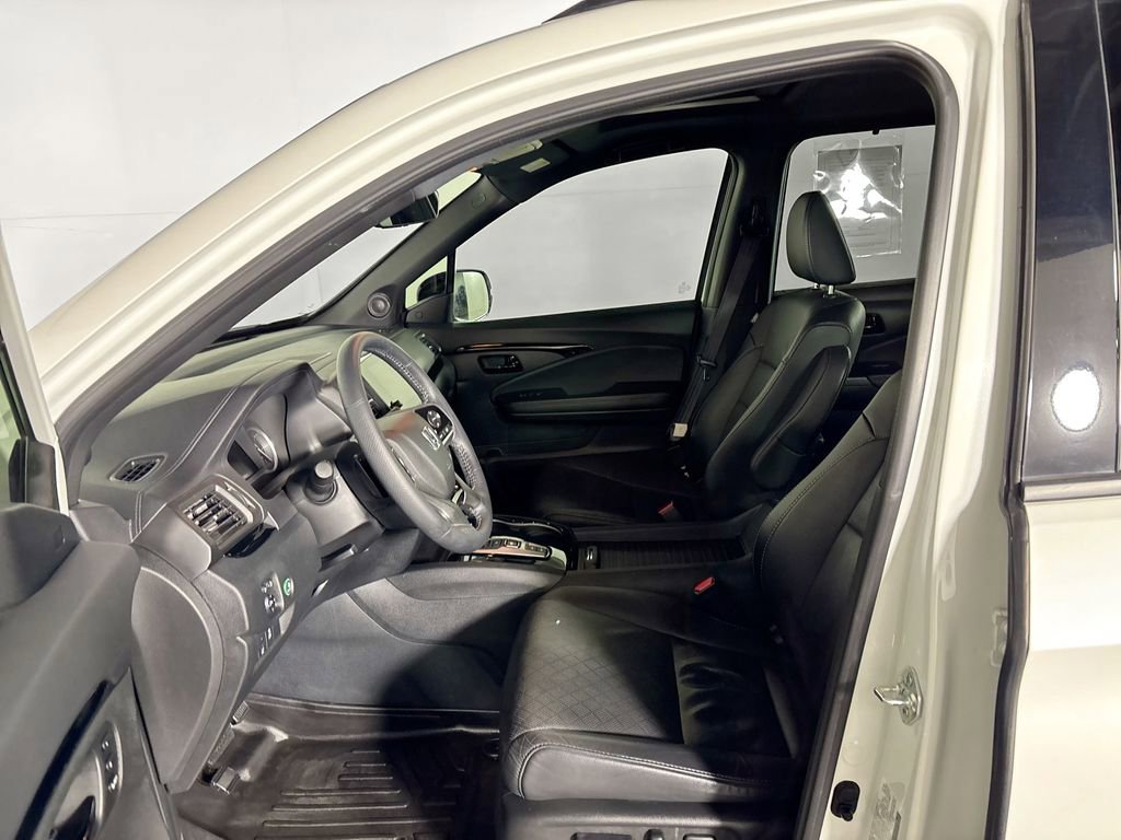 Used 2022 Honda Passport Elite image 11