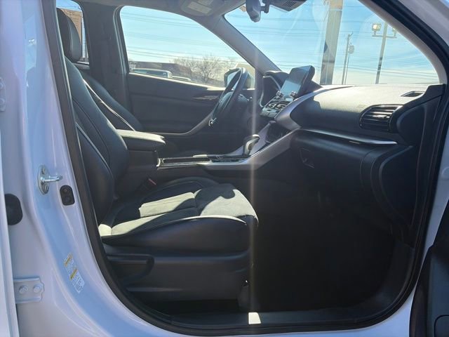 Used 2024 Mitsubishi Eclipse Cross SE image 39