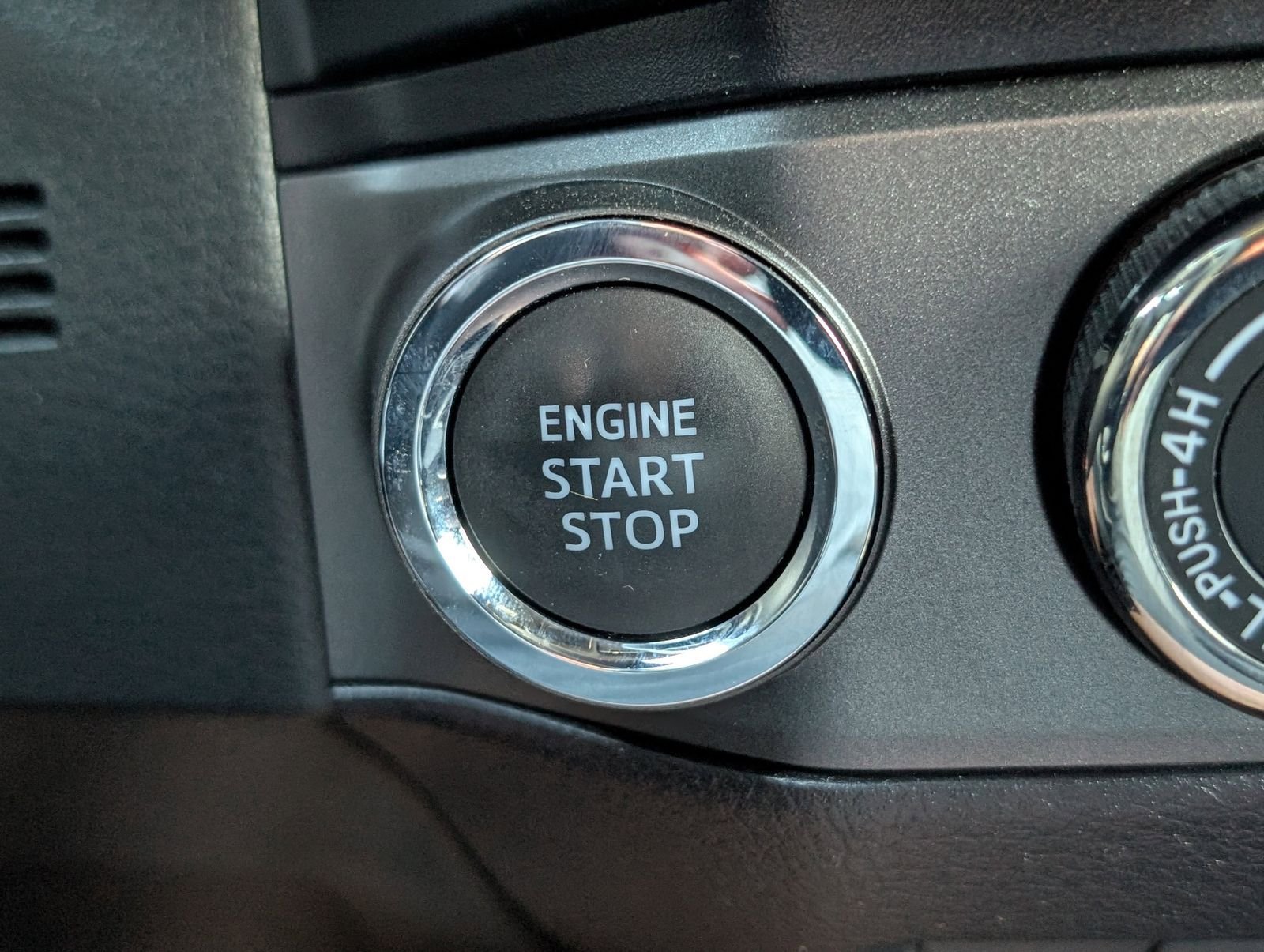 Used 2022 Toyota Tacoma TRD Sport w/ Technology Package AWD/4WD image 24