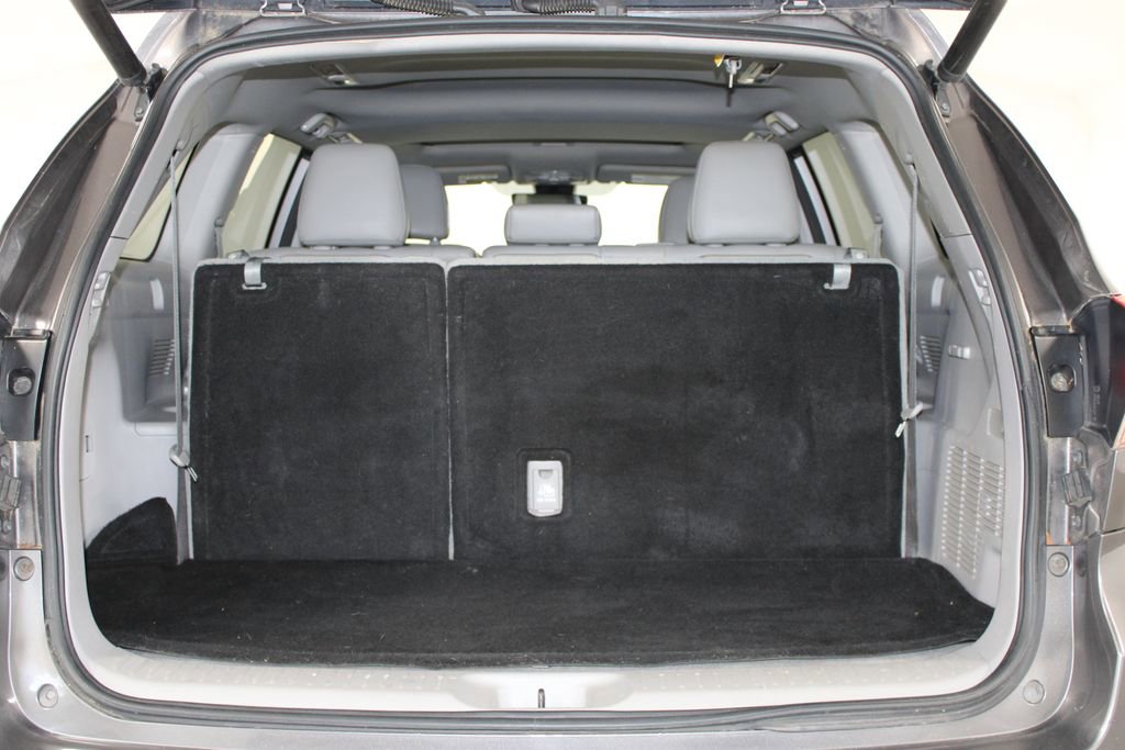 Used 2018 Toyota Highlander XLE FWD image 9