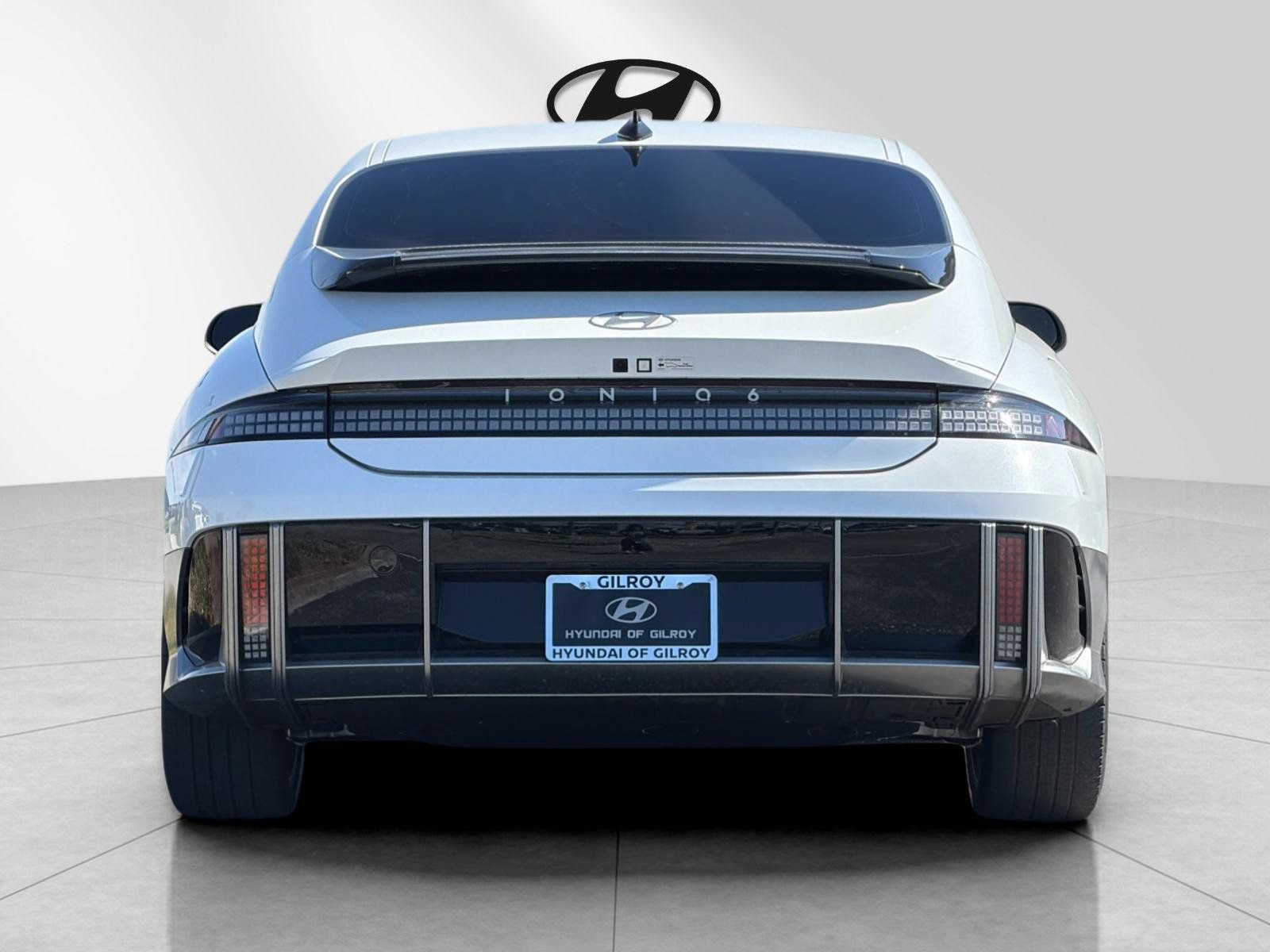 Used 2024 Hyundai Ioniq 6 Limited RWD image 4