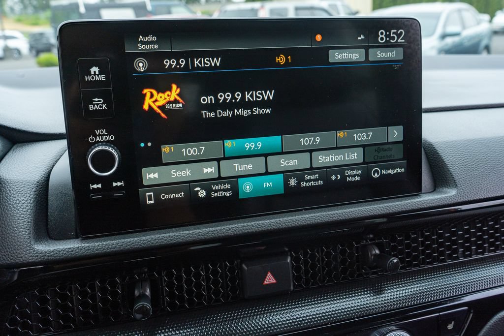 Used 2025 Honda CR-V Sport Touring image 30