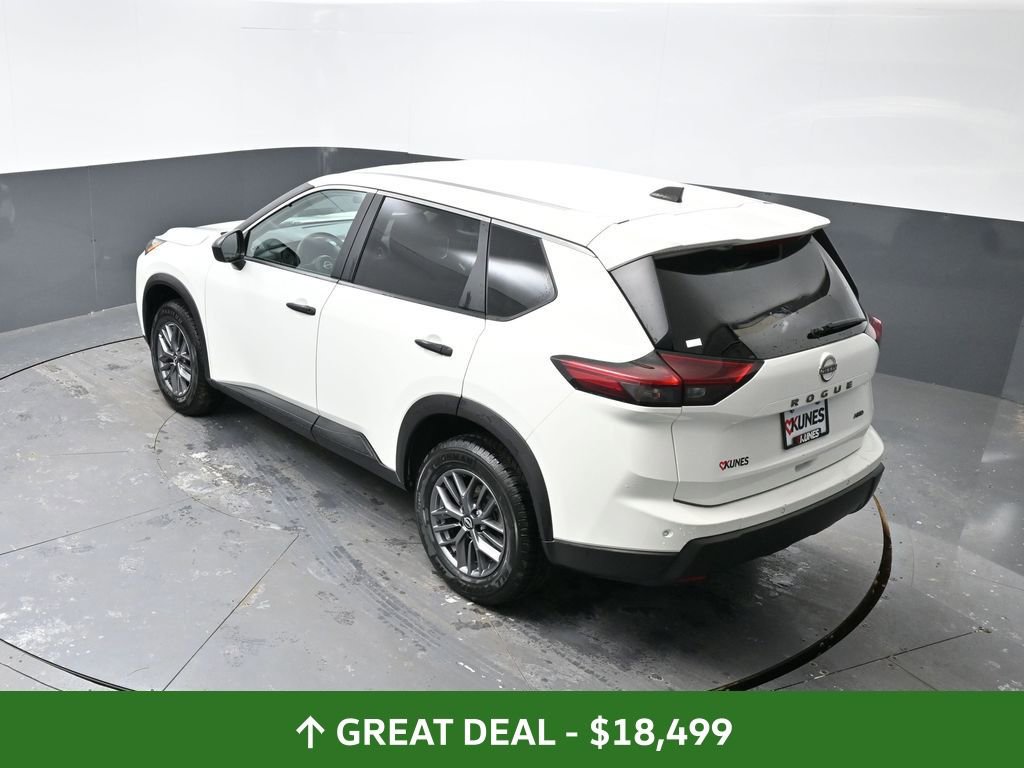 Used 2024 Nissan Rogue S image 48