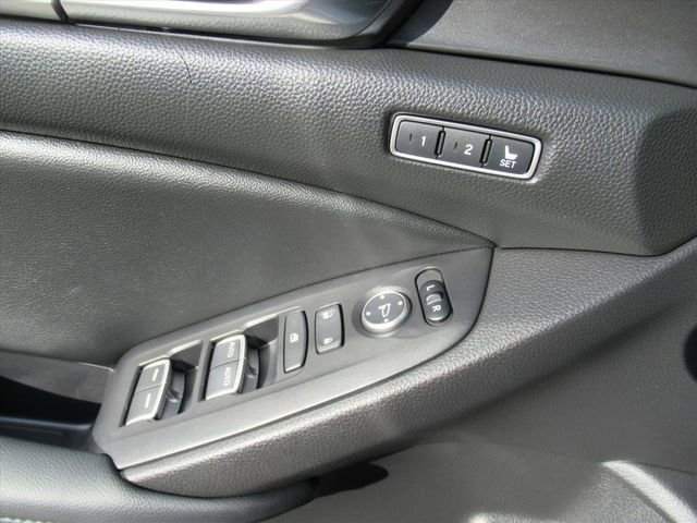 Used 2021 Honda Accord Touring image 21