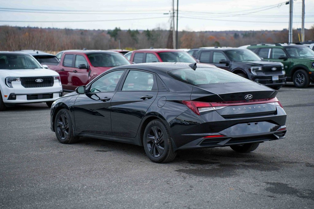 Used 2022 Hyundai Elantra SEL image 7