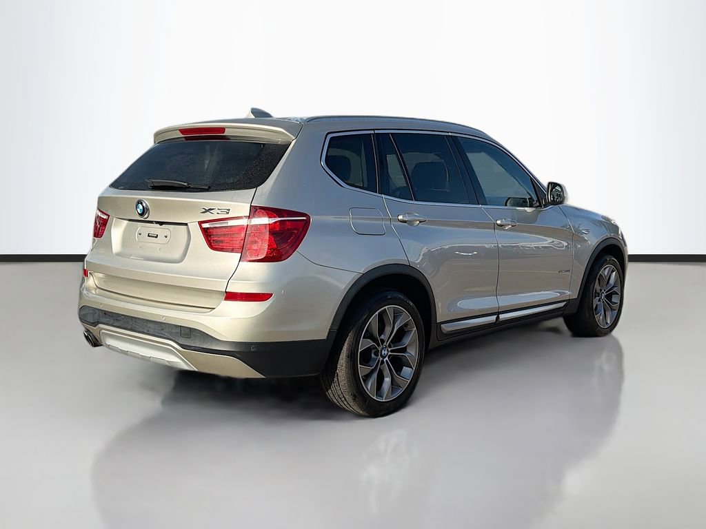 Used 2016 BMW X3 xDrive28i image 3