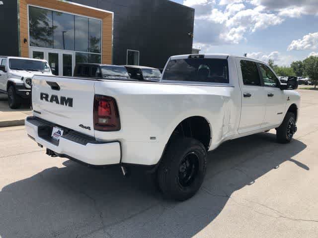 New 2026 RAM 3500 Big Horn AWD/4WD image 6