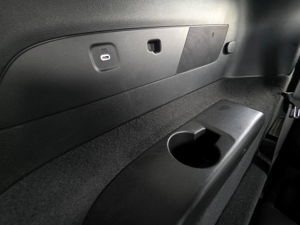 Used 2025 Cadillac XT6 Sport w/ LPO, Floor Liner Package AWD/4WD image 77