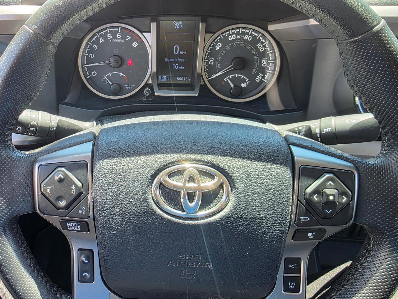 Used 2019 Toyota Tacoma SR5 AWD/4WD image 9