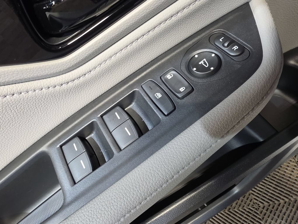 Certified 2024 Honda Odyssey Touring image 15