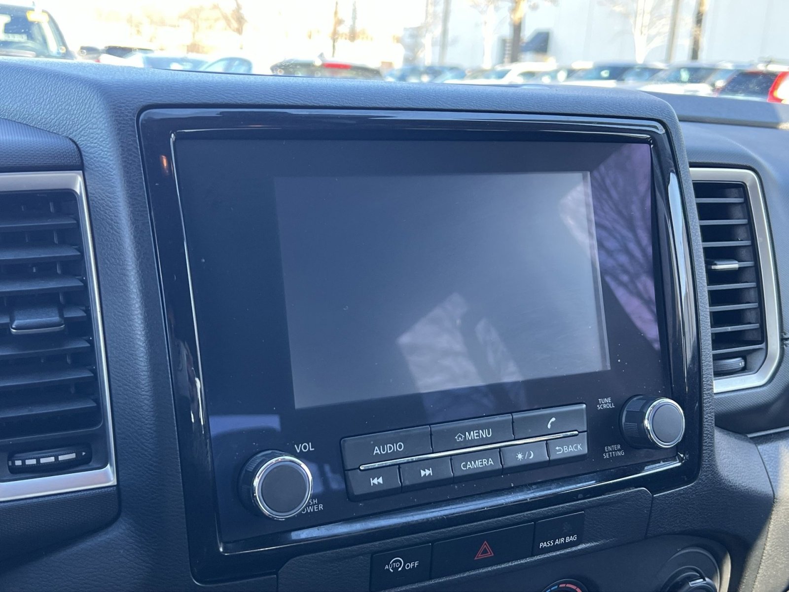 Used 2023 Nissan Frontier SV w/ Tow Package image 17