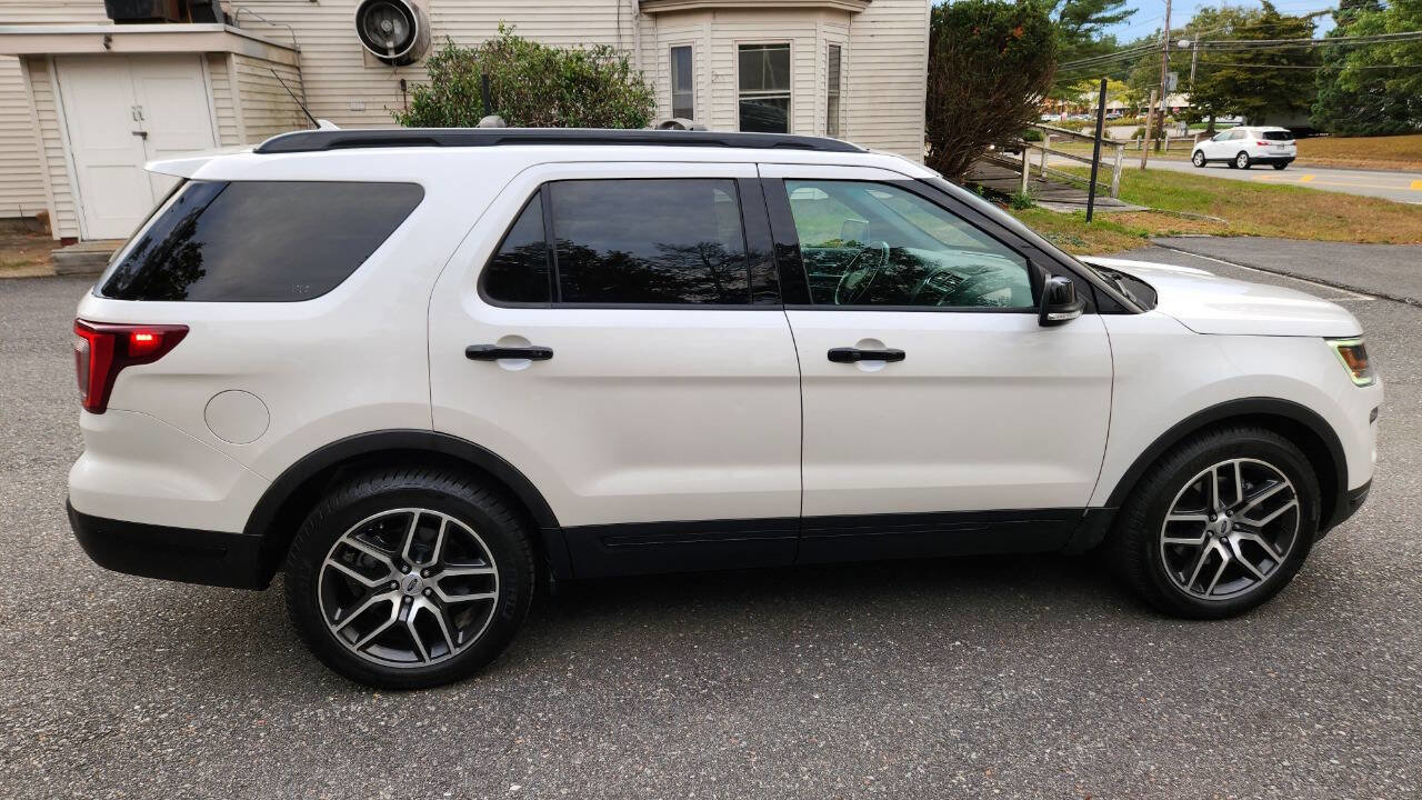 Used 2018 Ford Explorer Sport w/ Equipment Group 401A image 19