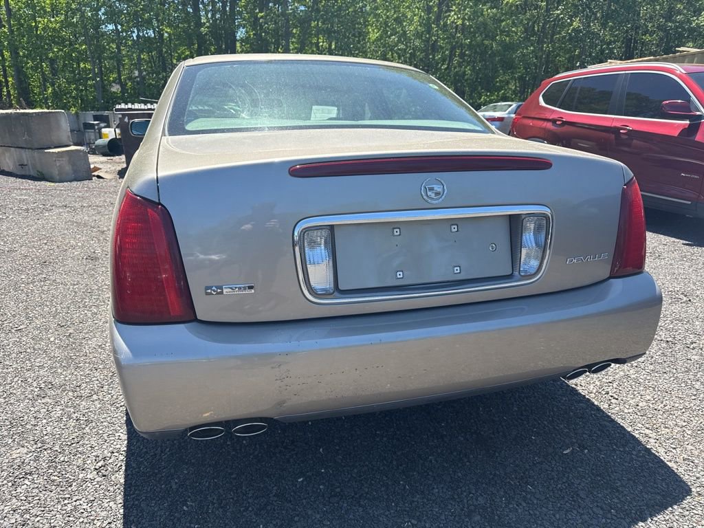 Used 2004 Cadillac De Ville image 16