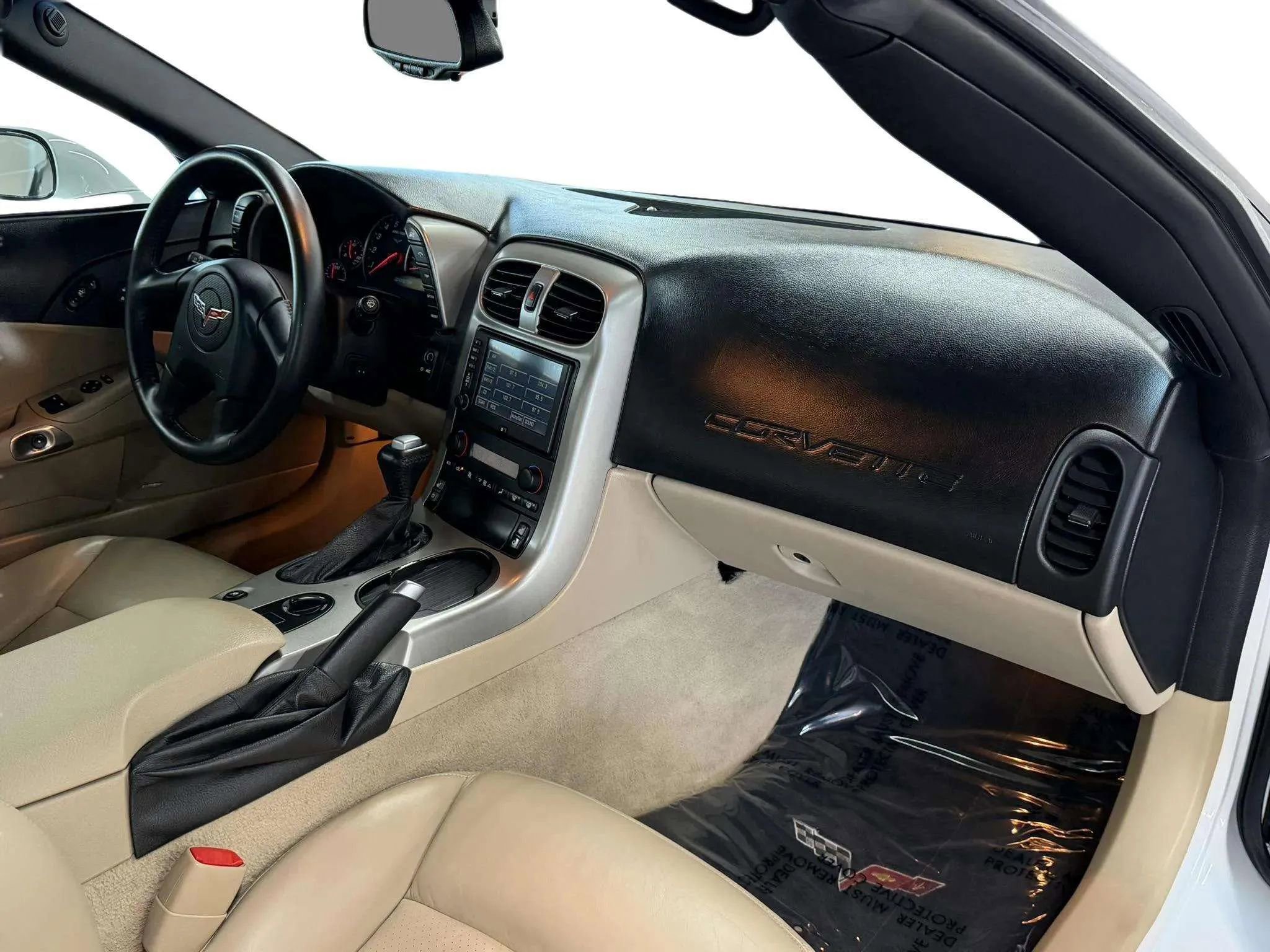 Used 2005 Chevrolet Corvette Coupe w/ Preferred Equipment Group image 11