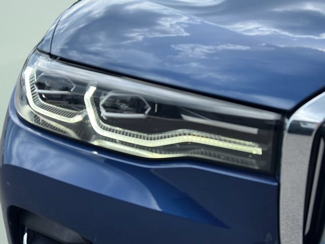 Used 2020 BMW X7 xDrive40i w/ Premium Package AWD/4WD image 24
