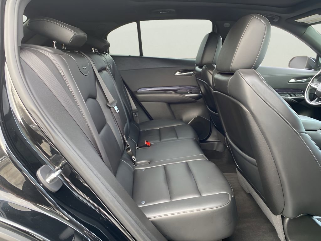 Certified 2023 Cadillac XT4 Luxury w/ Cold Weather Package image 18