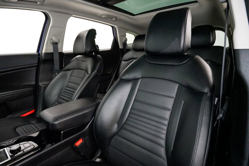 Certified 2025 Kia Sportage SX FWD image 12