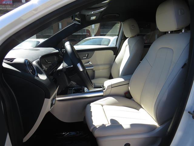 Used 2025 Mercedes-Benz GLA 250 4MATIC image 19