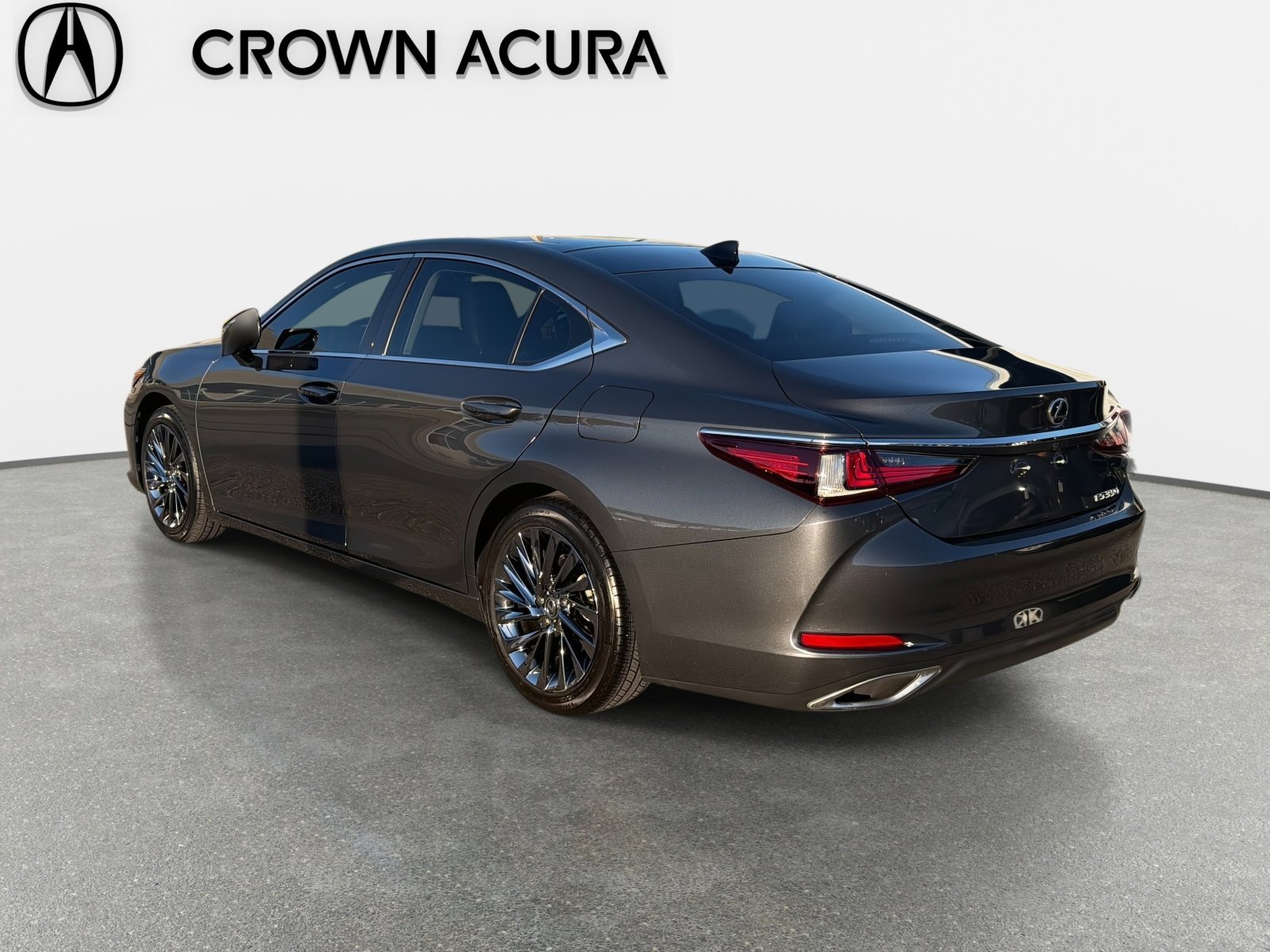 Used 2024 Lexus ES 350 w/ Technology Package image 35