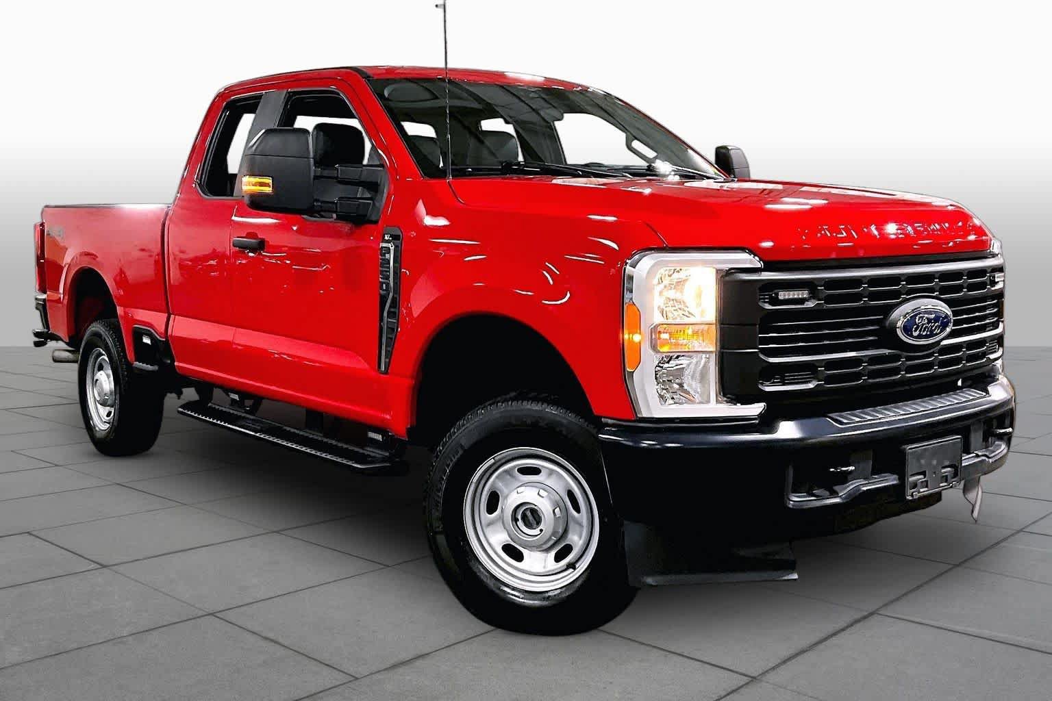 Used 2023 Ford F250 XL w/ Snow Plow Prep Package AWD/4WD image 3