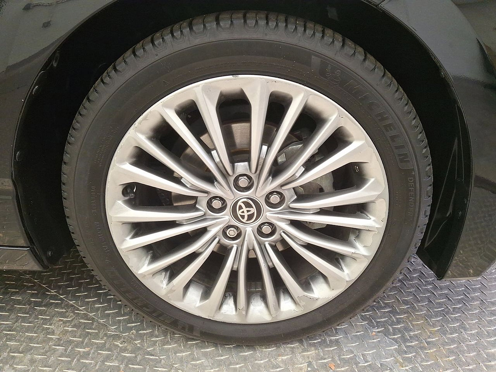 Certified 2020 Toyota Avalon Limited w/ Advanced Safety Package image 27