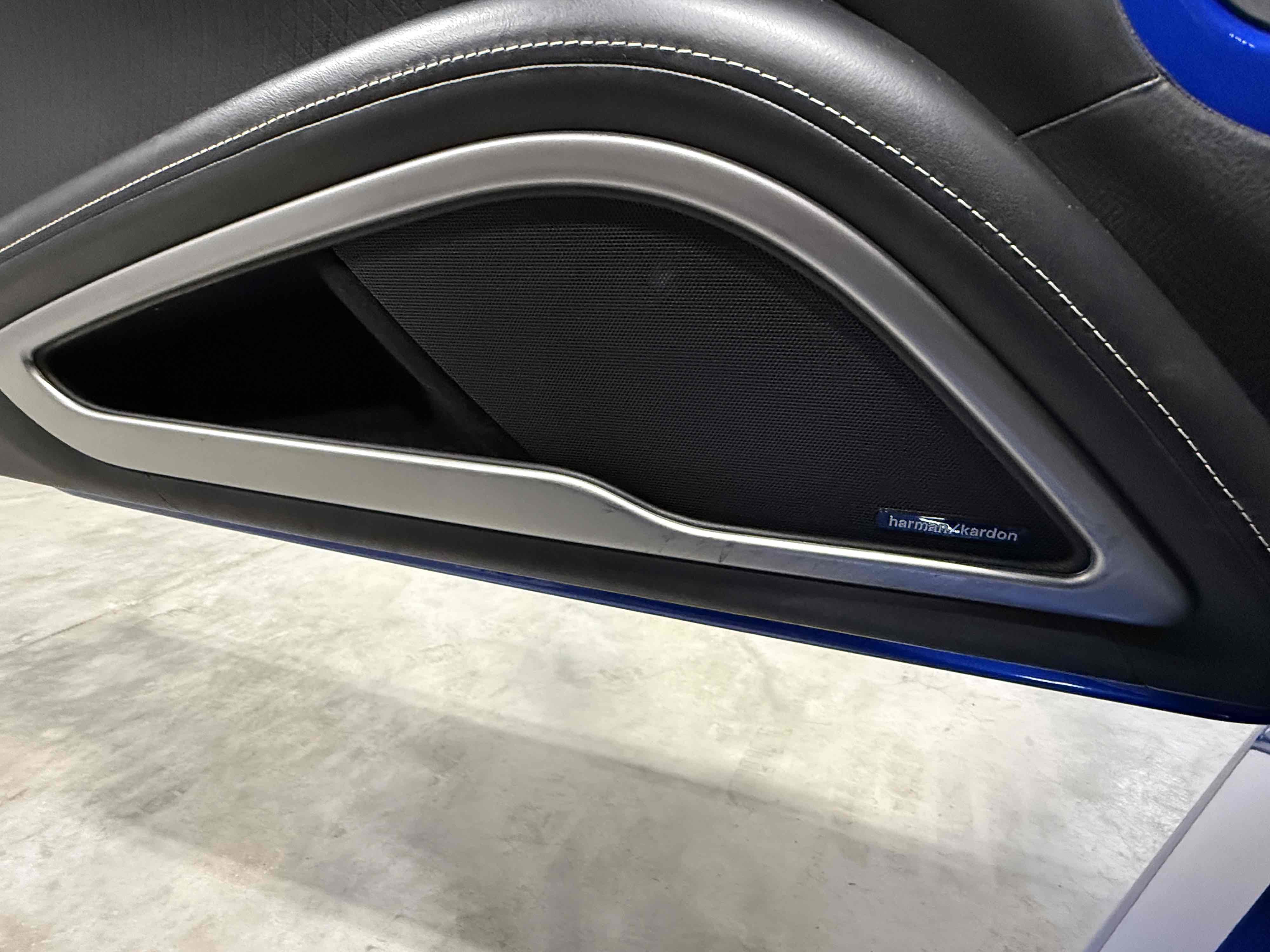 Used 2013 SRT Viper GTS w/ GTS Laguna Interior Pkg image 93