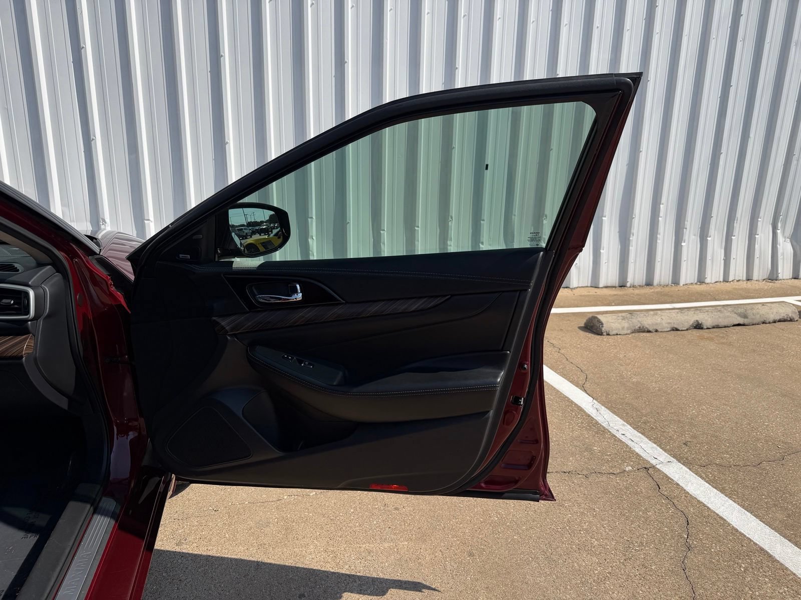 Used 2017 Nissan Maxima Platinum FWD image 25