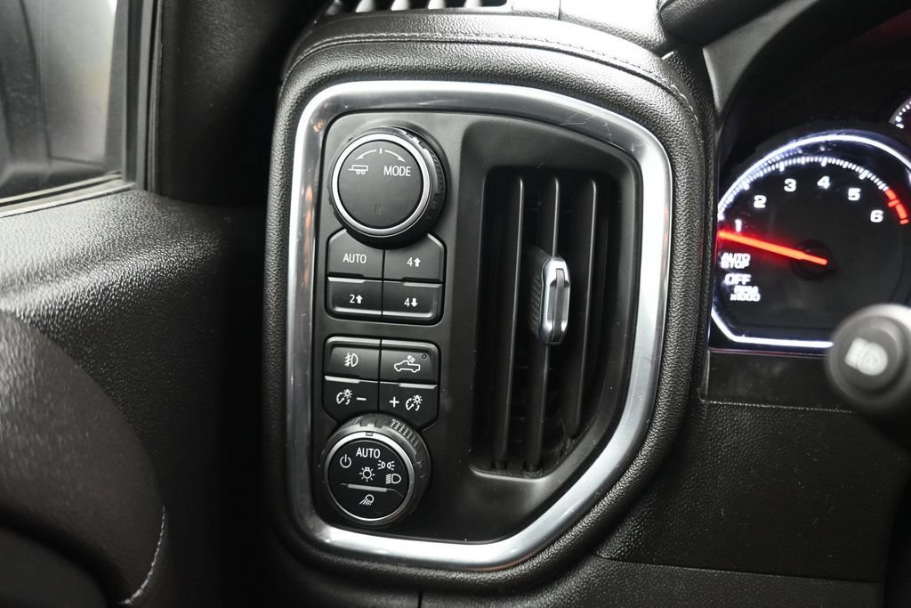 Used 2021 Chevrolet Silverado 1500 LTZ w/ Safety Package II AWD/4WD image 25