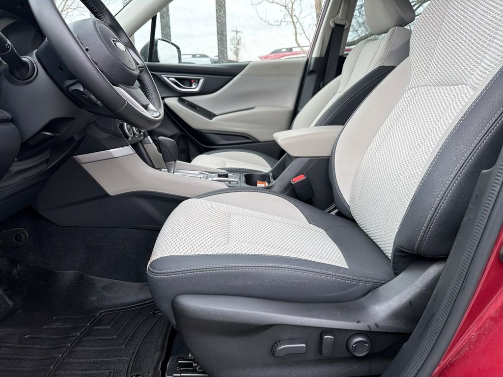 Used 2021 Subaru Forester Premium image 22