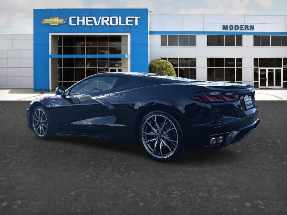 Used 2026 Chevrolet Corvette Stingray Coupe w/ 1LT RWD image 3