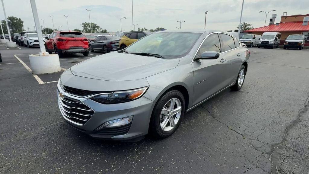 Used 2024 Chevrolet Malibu LS FWD image 4