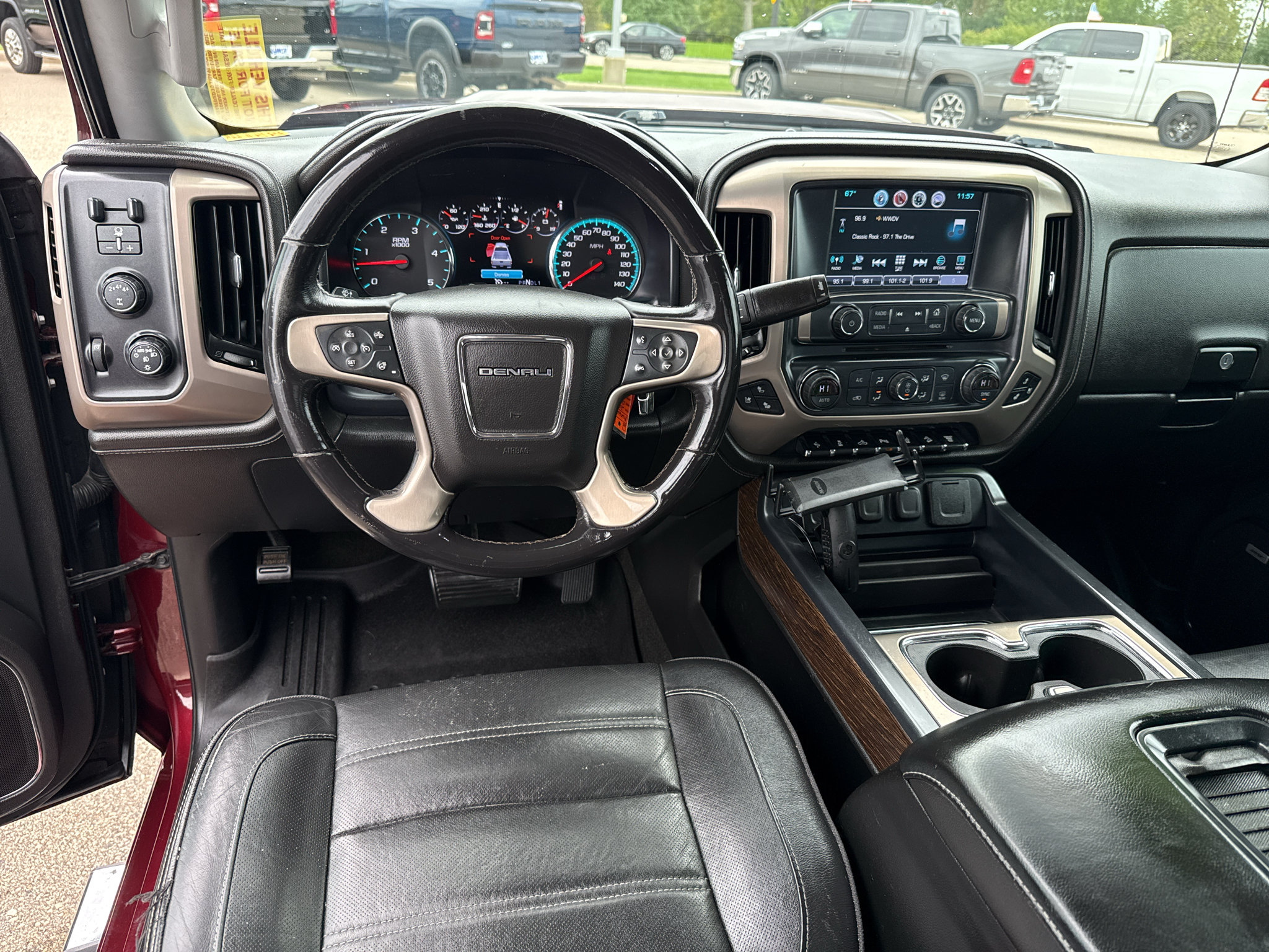 Used 2017 GMC Sierra 3500 Denali w/ Duramax Plus Package AWD/4WD image 17