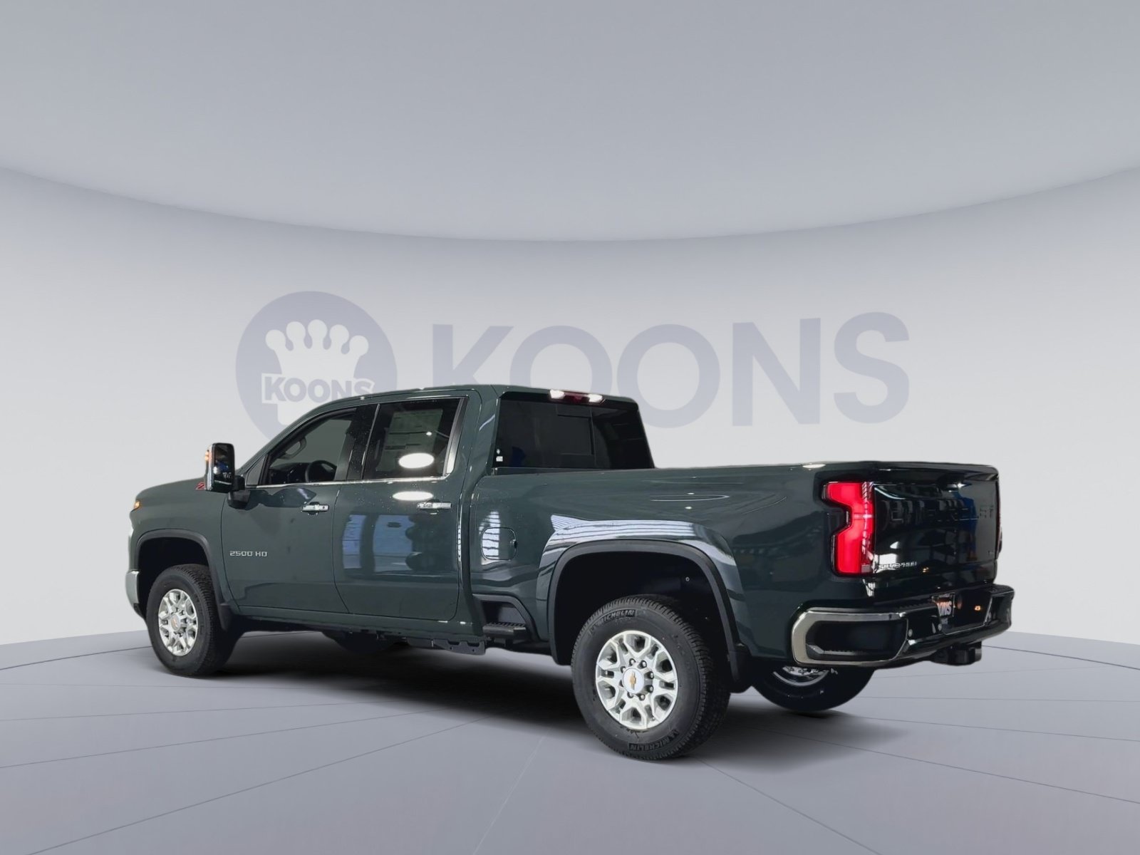 New 2026 Chevrolet Silverado 2500 LTZ w/ LTZ Convenience Package AWD/4WD image 8