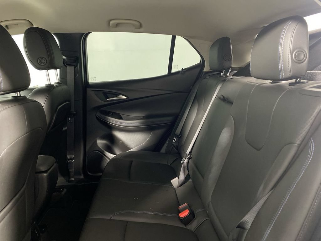 Used 2025 Buick Encore GX Sport Touring w/ Comfort Package FWD image 21