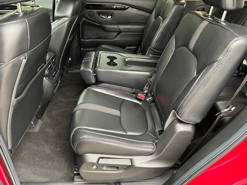 Used 2025 Honda Pilot EX-L image 31