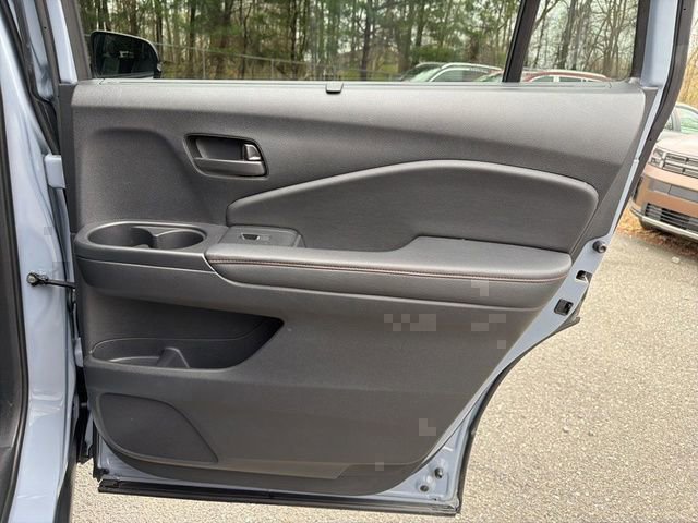 Used 2025 Honda Passport TrailSport image 12