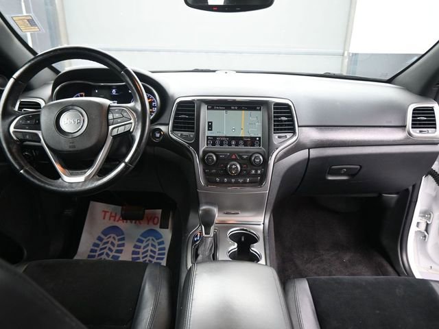 Used 2018 Jeep Grand Cherokee Altitude image 20