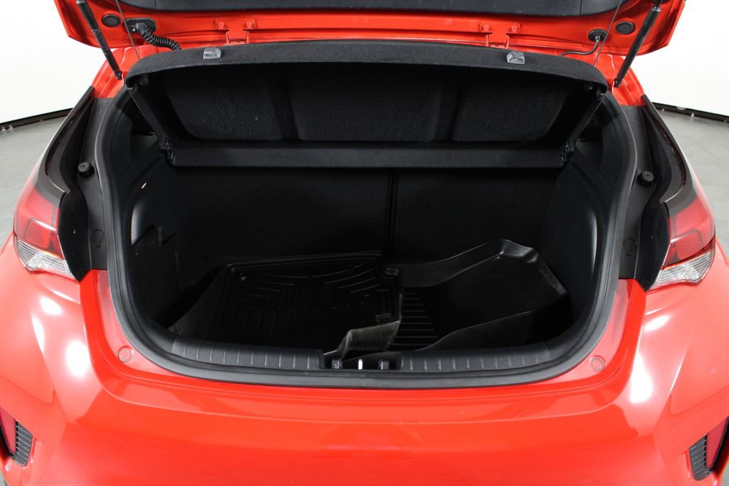 Used 2019 Hyundai Veloster 2.0 image 16