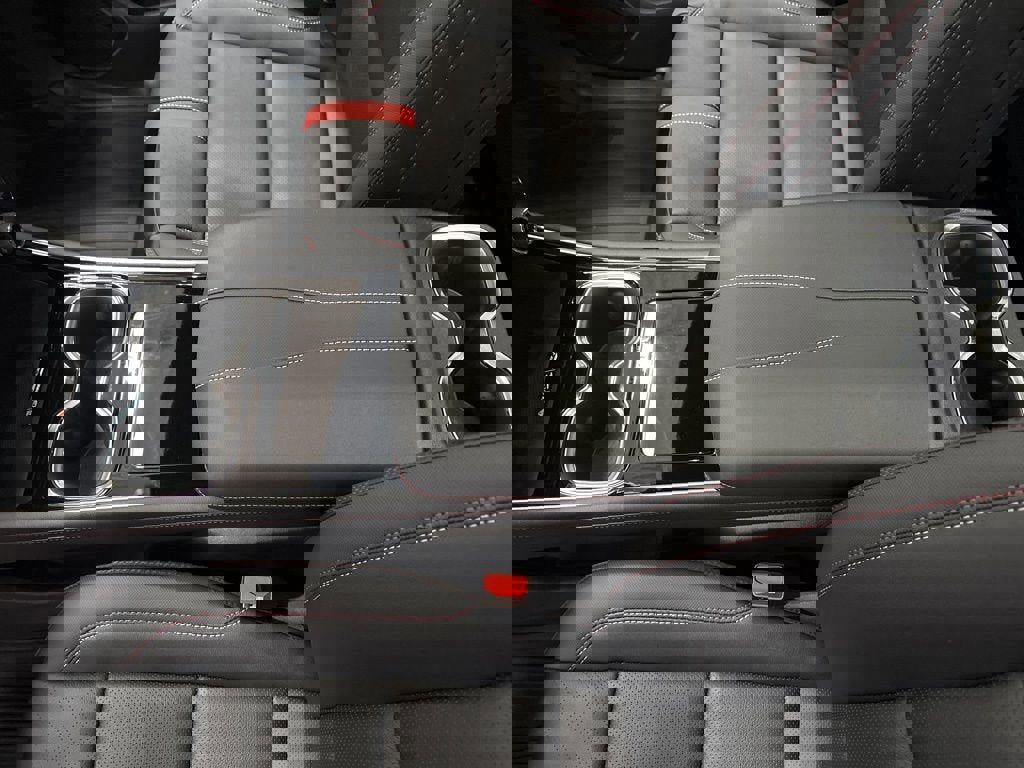 New 2026 Chevrolet Traverse RS w/ LPO, Floor Liner Package image 15