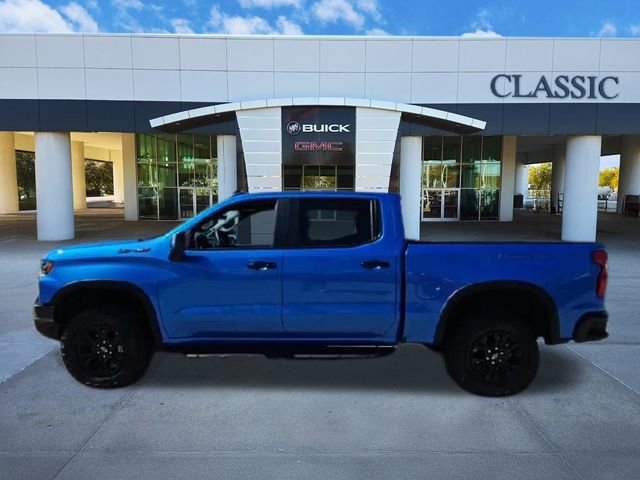 Used 2025 Chevrolet Silverado 1500 ZR2 w/ Technology Package image 5