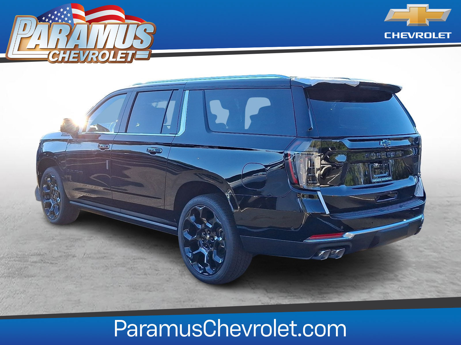 New 2026 Chevrolet Suburban High Country AWD/4WD image 3