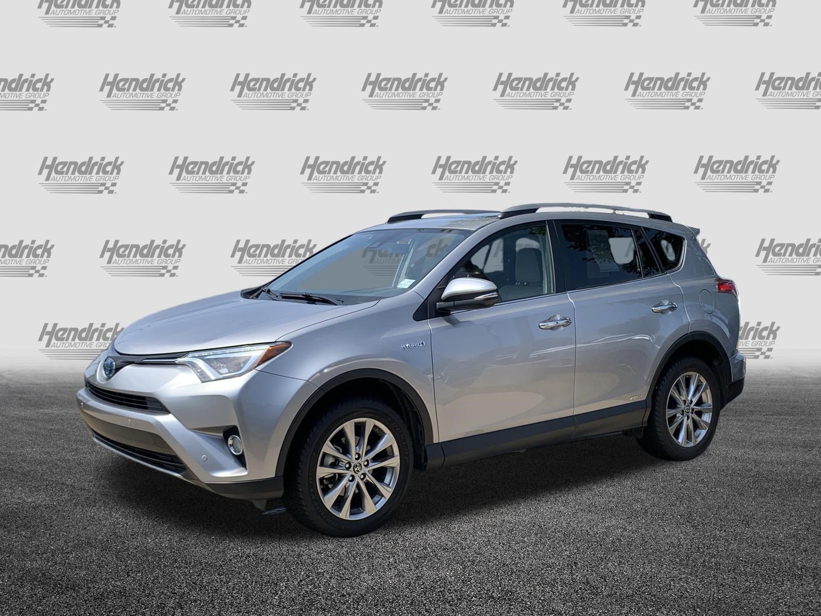 Used 2017 Toyota RAV4 Limited AWD/4WD image 5