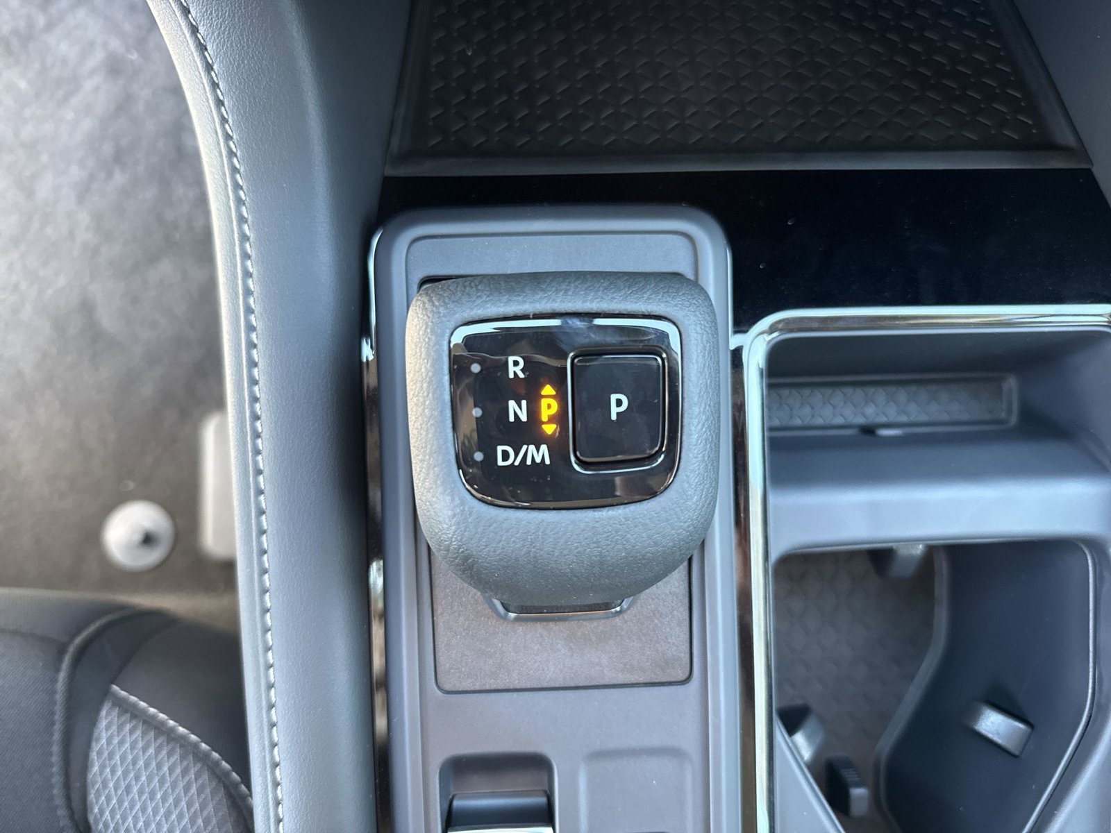 New 2026 Nissan Pathfinder SV AWD/4WD image 37