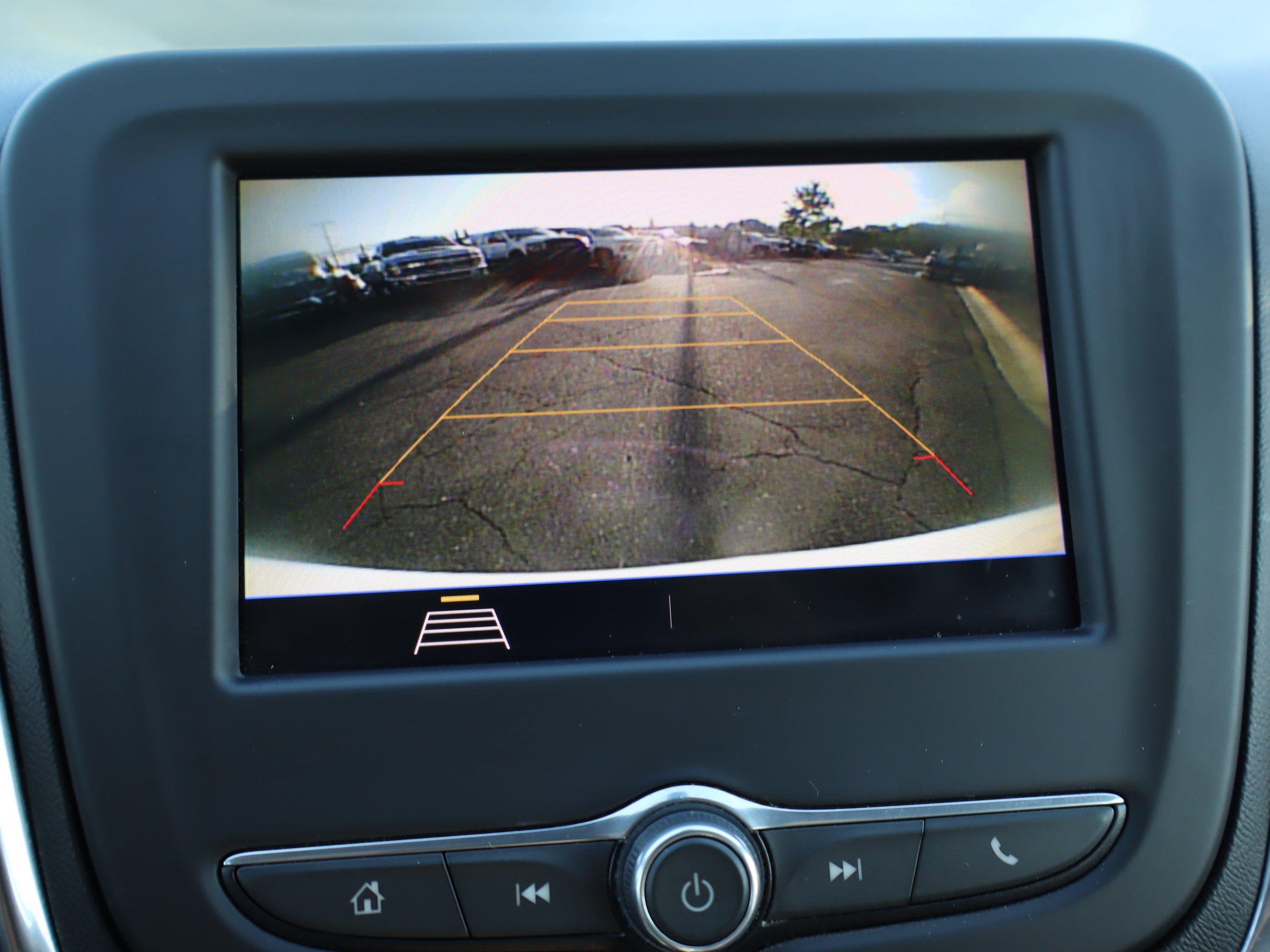 Used 2020 Chevrolet Equinox LT FWD image 26
