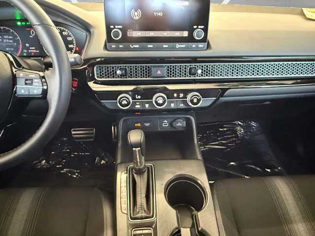 Used 2024 Honda Civic Sport image 3