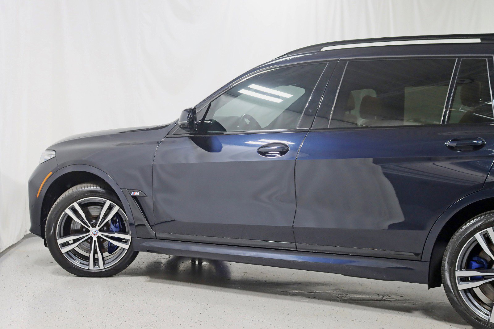 Used 2022 BMW X7 M50i image 12