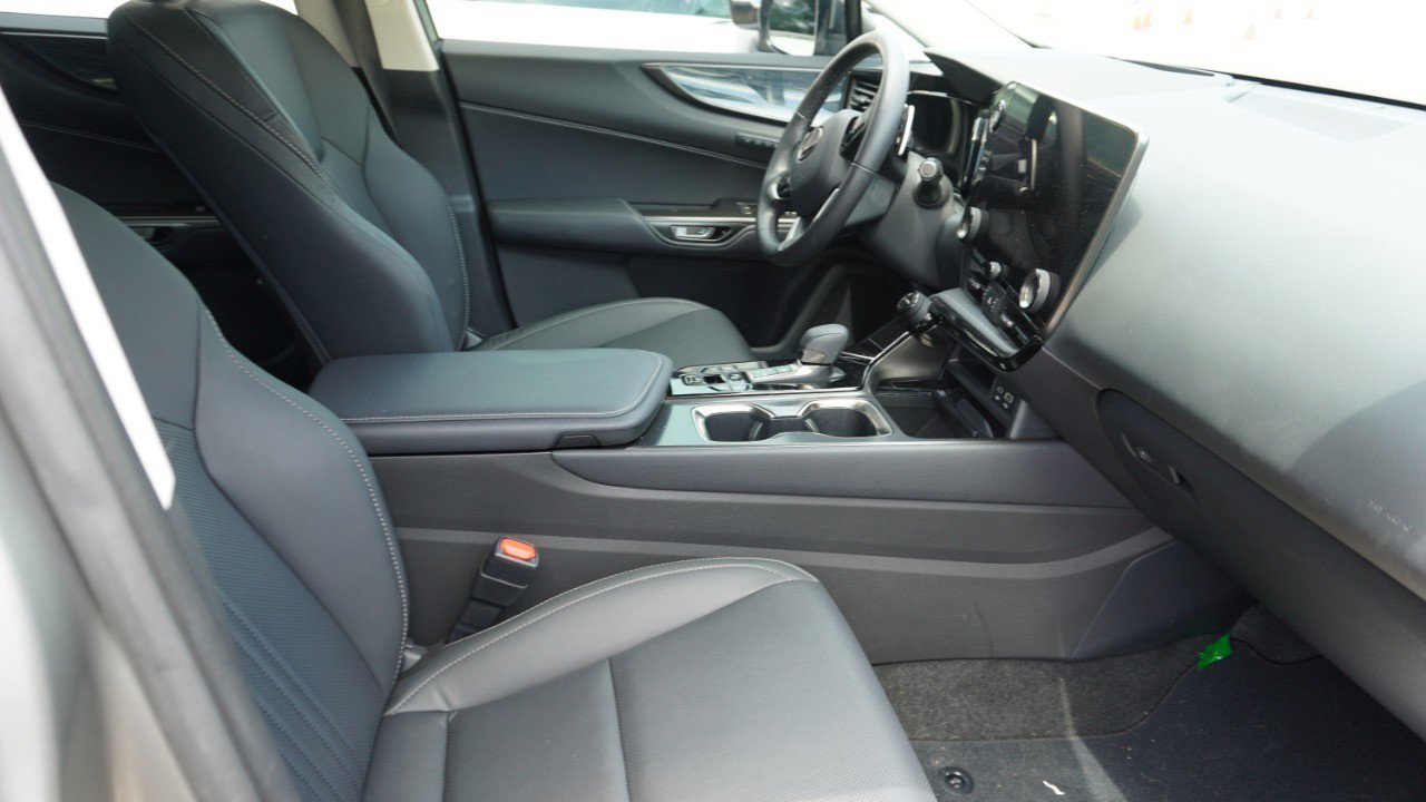 Used 2024 Lexus NX 350 AWD image 10