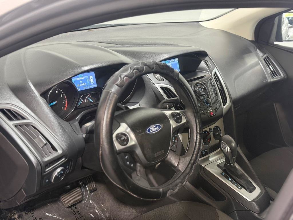 Used 2012 Ford Focus SE FWD image 26