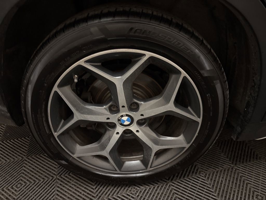 Used 2017 BMW X1 xDrive28i image 23